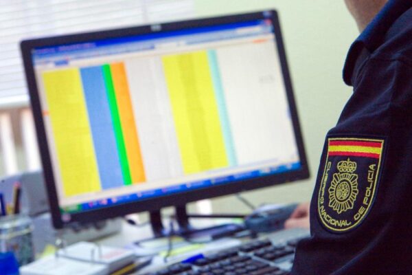 Cibercriminalidad en 2024: 464.801 delitos y 350.700 víctimas, principalmente fraudes bancarios en